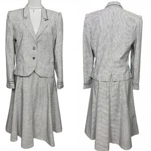 EUC - Vintage College Town Black-White 2 Piece Suit